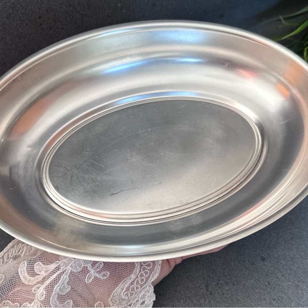 Elegant Oval Serving Tray